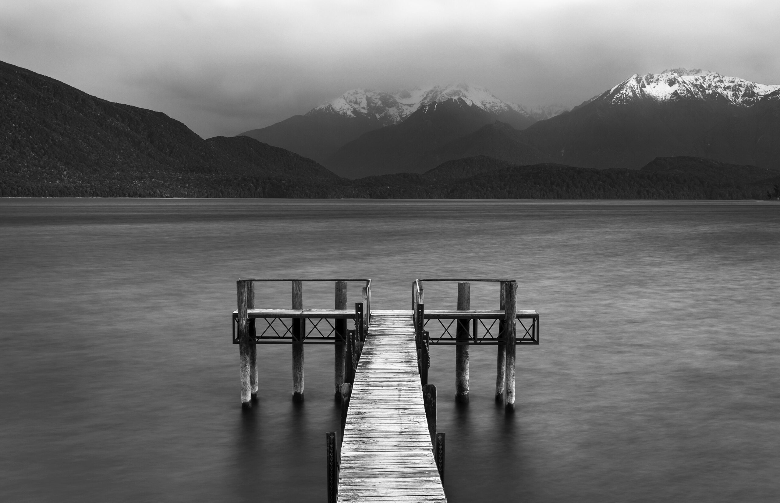 Lake Te Anau BW